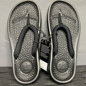 Allbirds Sugar Zeffer Flip Flop Womens 7 Black NWT